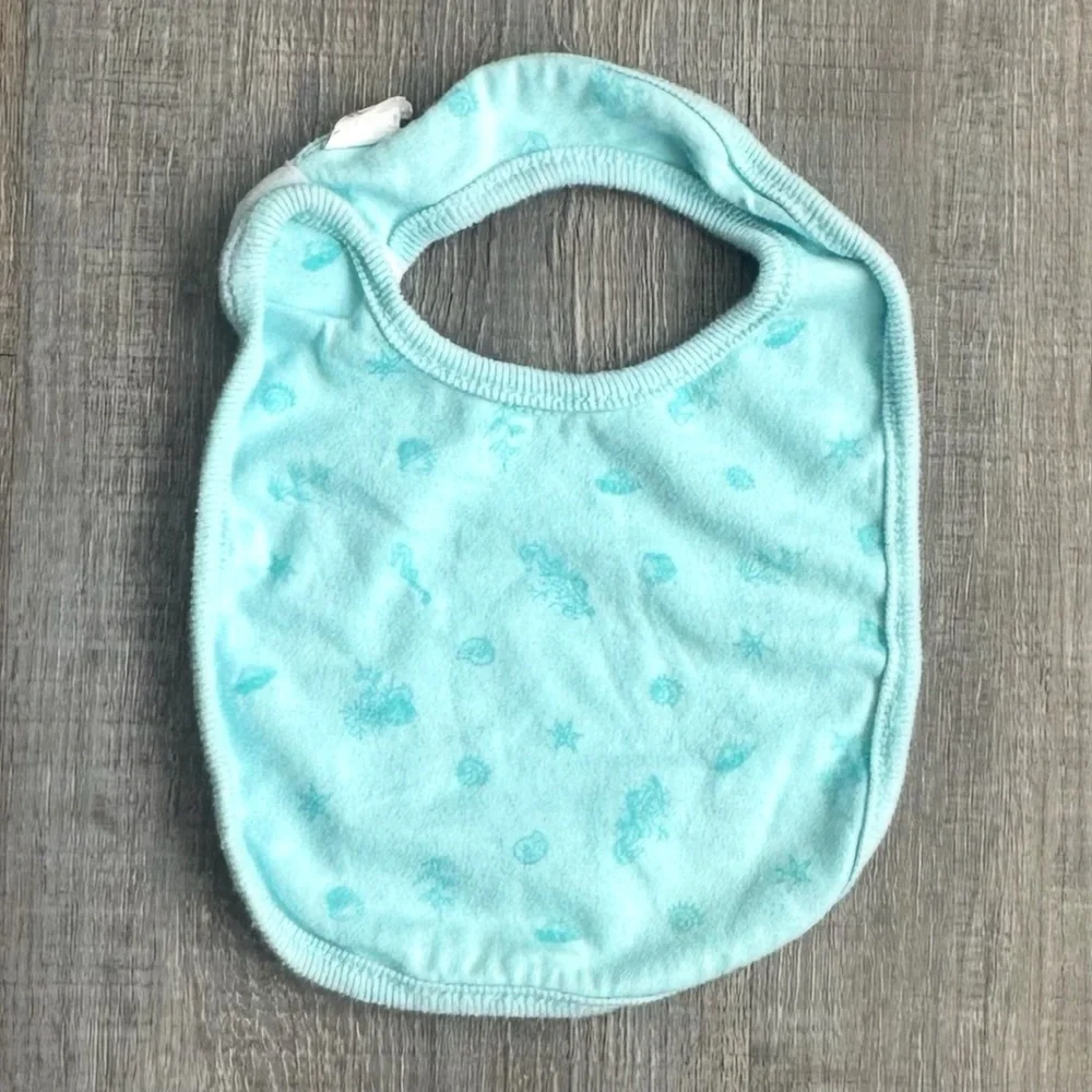 💞 Infant & Baby Turquoise Blue Reversible Organic Cotton “Sea Star” Bib